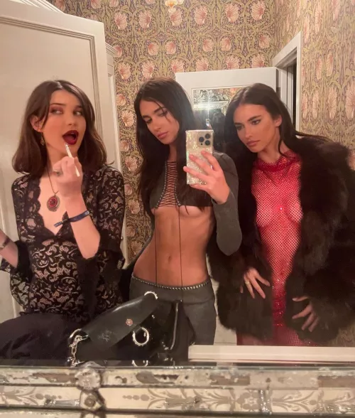 In the Mirror by OldRecommendation544