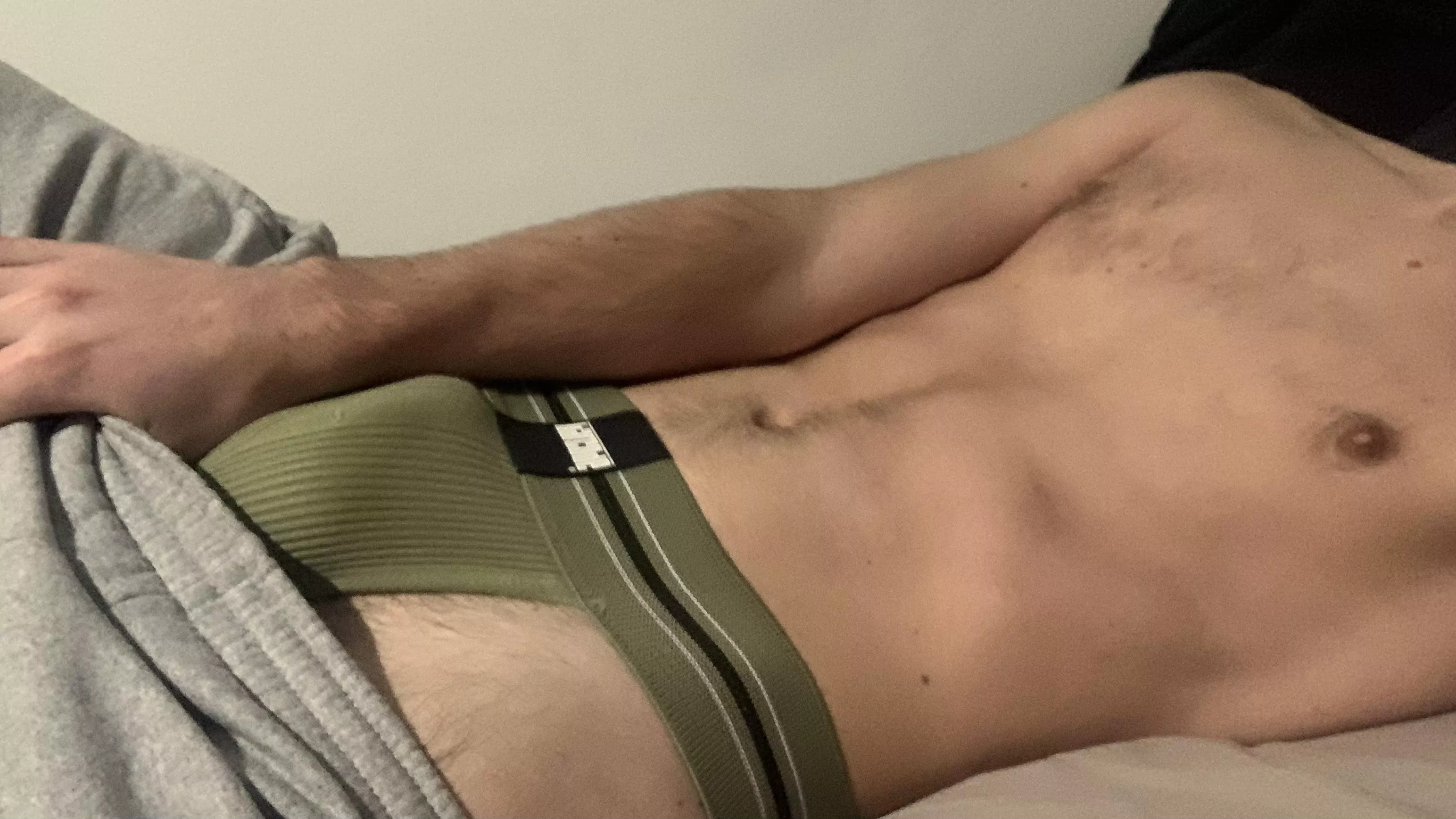 It’s getting a little tight posted by cedar_lumiere