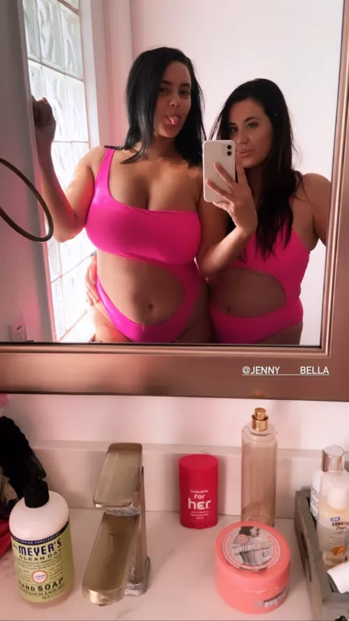 Left or right  by Travis-1987