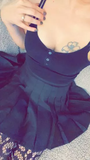 Looking for some wonderful people to follow my FREE page! 😉 Check Below For Info! posted by KaliCookie