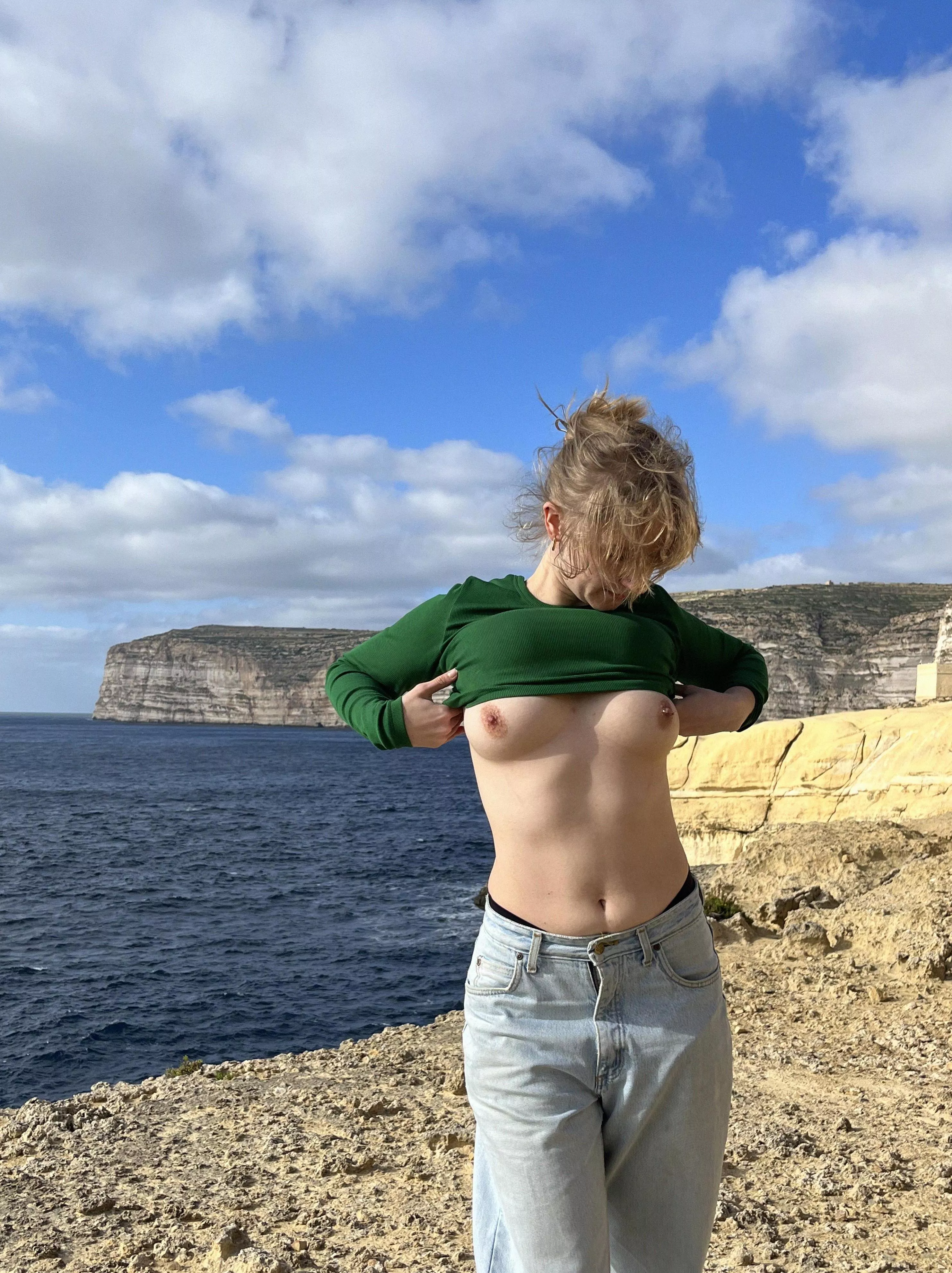 Public flash of my perky titties posted by Cermariagi