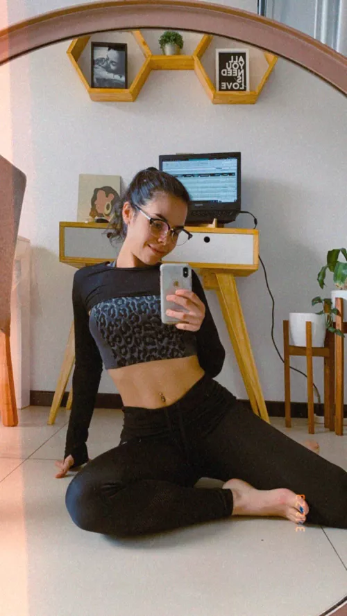 these yoga pants are tight  by Cloeeclark