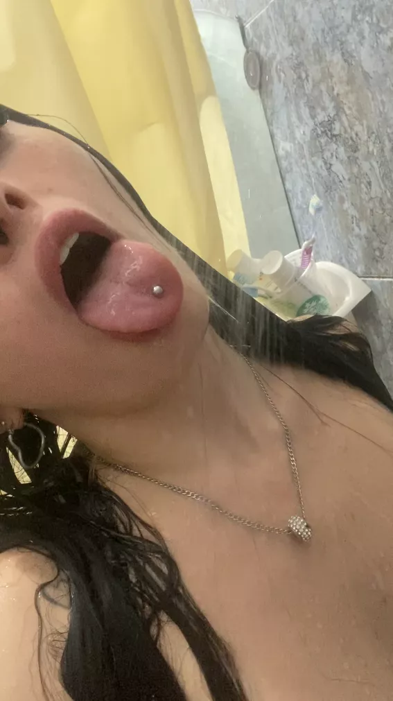 What will you make me lick posted by Mammoth_Change8016