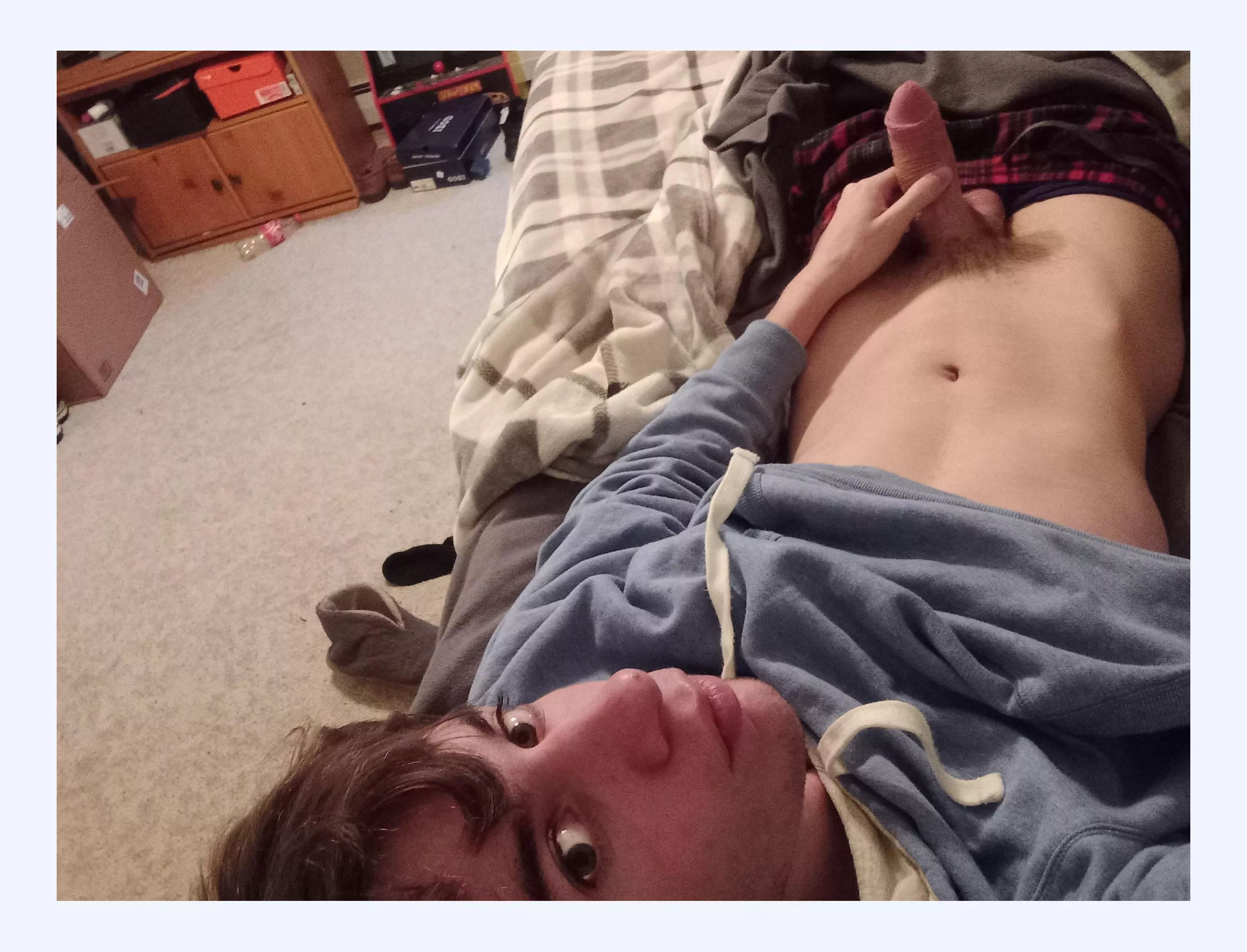 Woke up hard. Help out? posted by ElianaChapman7148