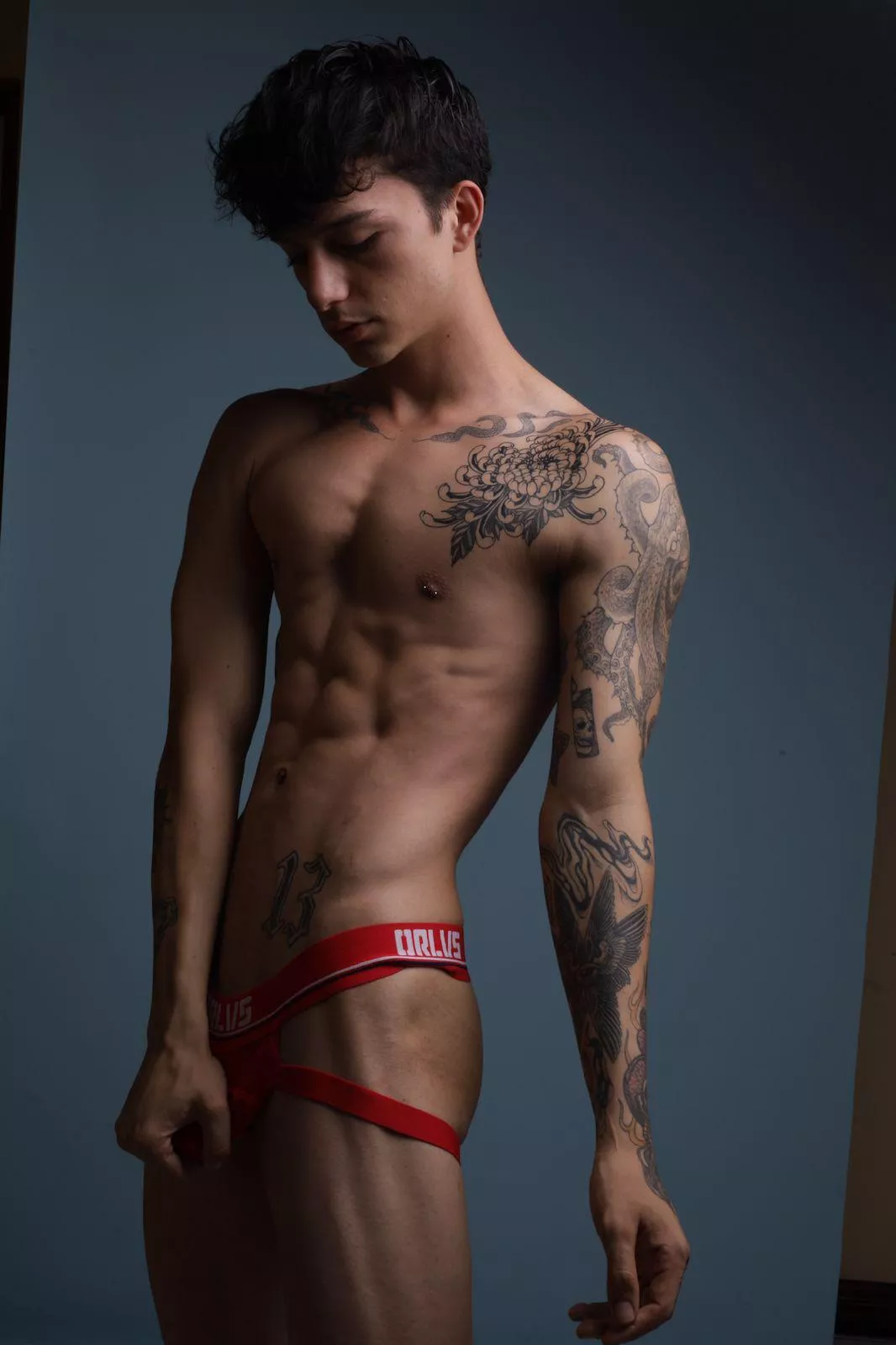 (20) I love red 😈 posted by PutridPsychology8593