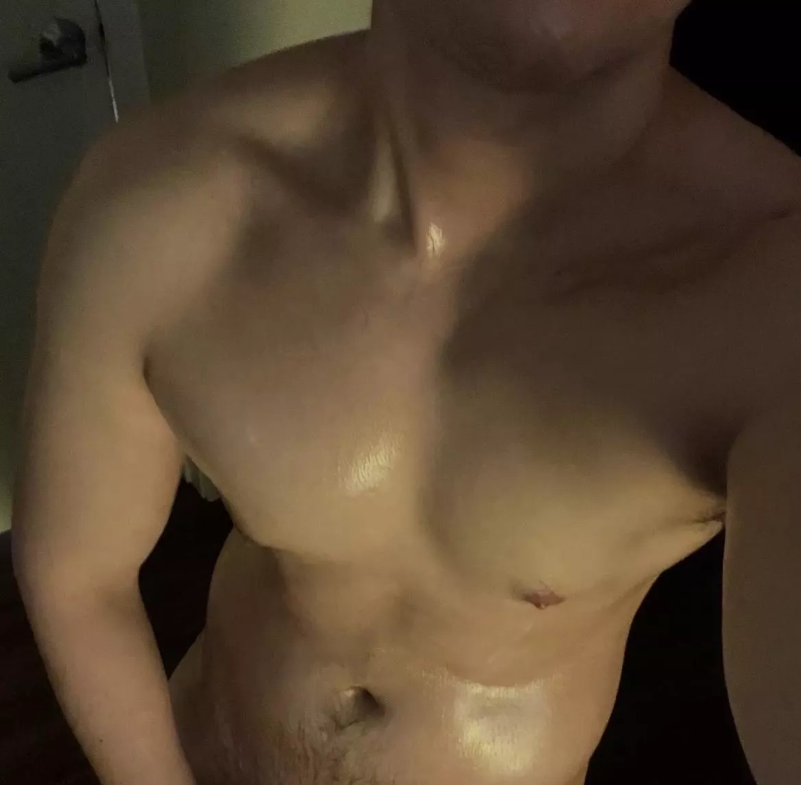 25 fit muscular smooth jock sweaty and oiled up looking for hot fit muscular verbal jerk buddy. Be fit and verbal. Add Kevin_w9607 posted by Kevin_w9607