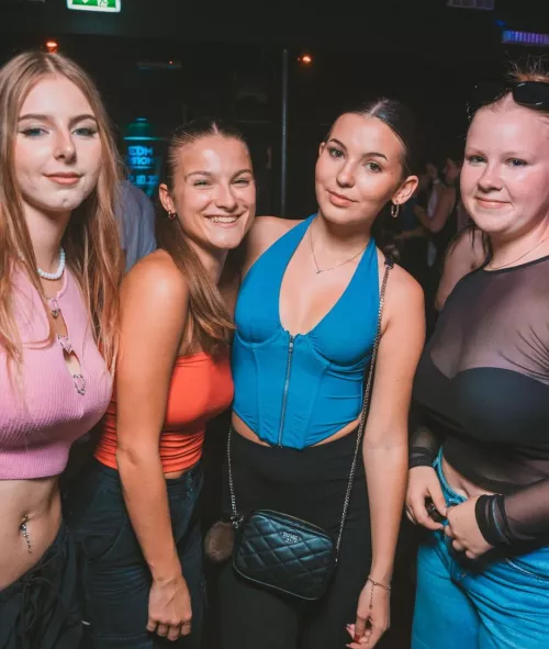 [4] which one is free to use? by ledegg