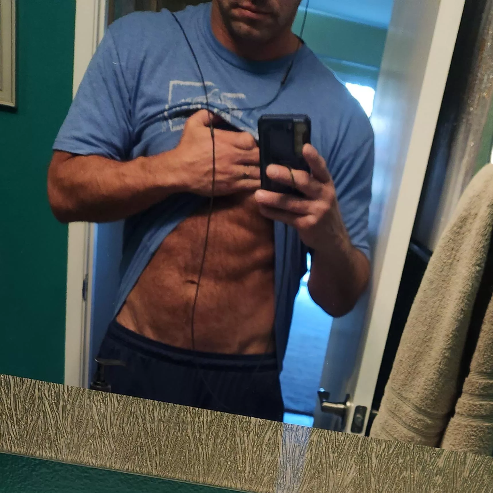 42M dad trying to hold it together. Dead bedroom. Feeling down.  posted by BlueBallsBlueBalls