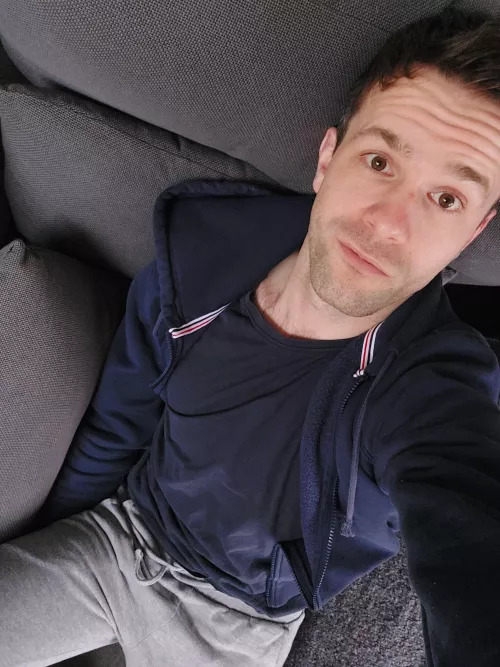 Afternoon bros :) by ZB_Bass