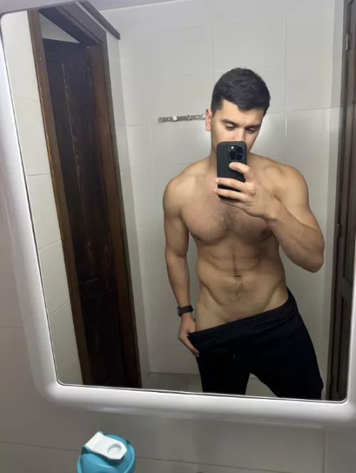 can you still see my V ? by Isiwak