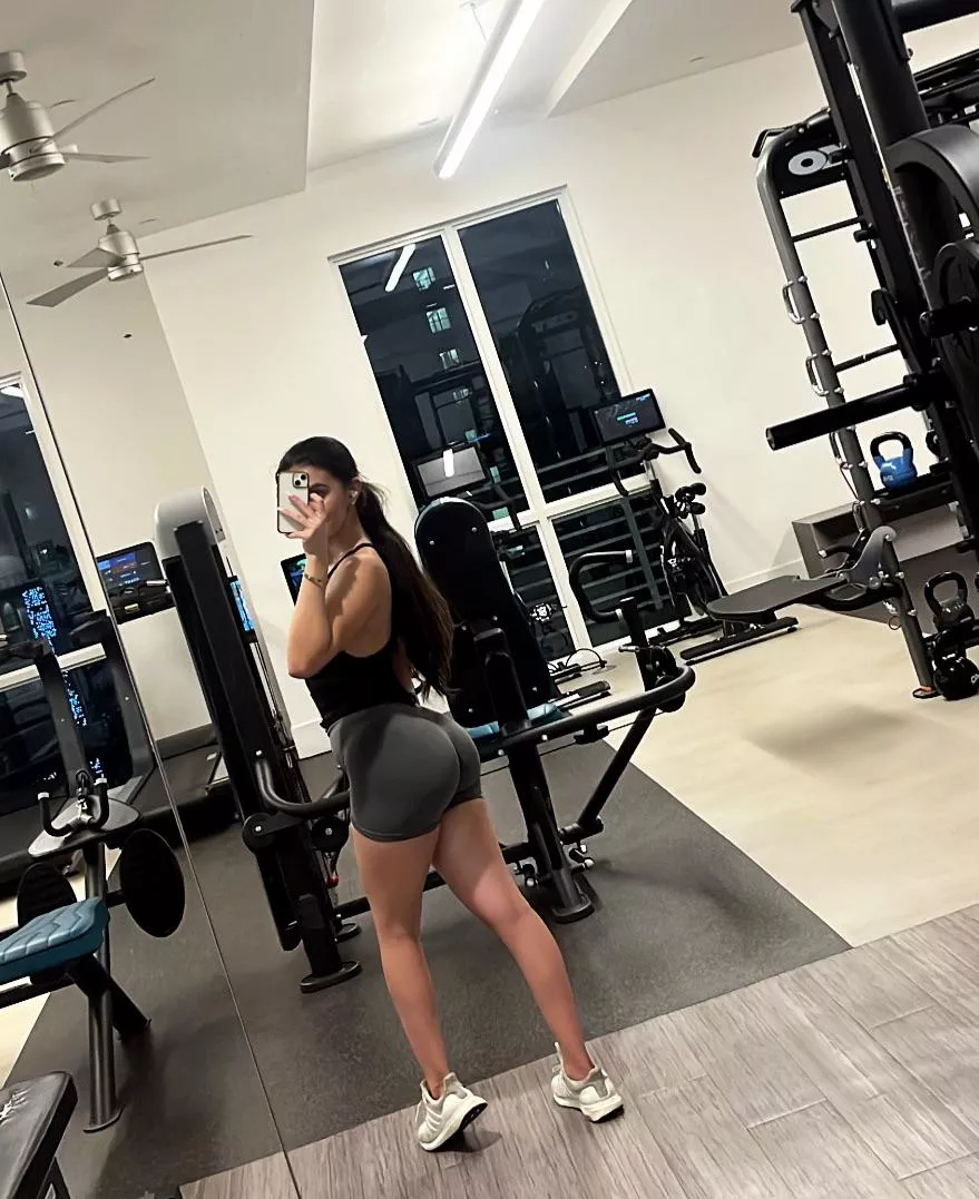 Do these gym shorts fit ok on me?  posted by CosplayLolo