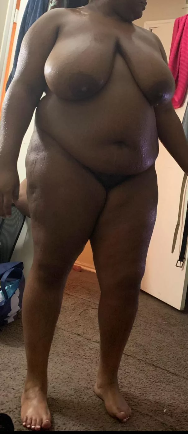 (F) Rate my body posted by RidiculousBeing36