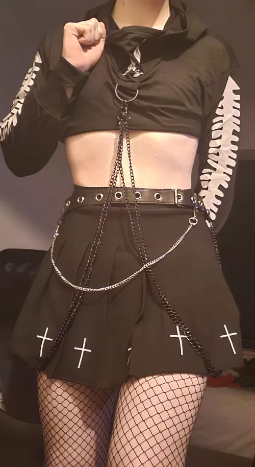 Hi, i got a new skirt and hoodie :3  by Robbie3758