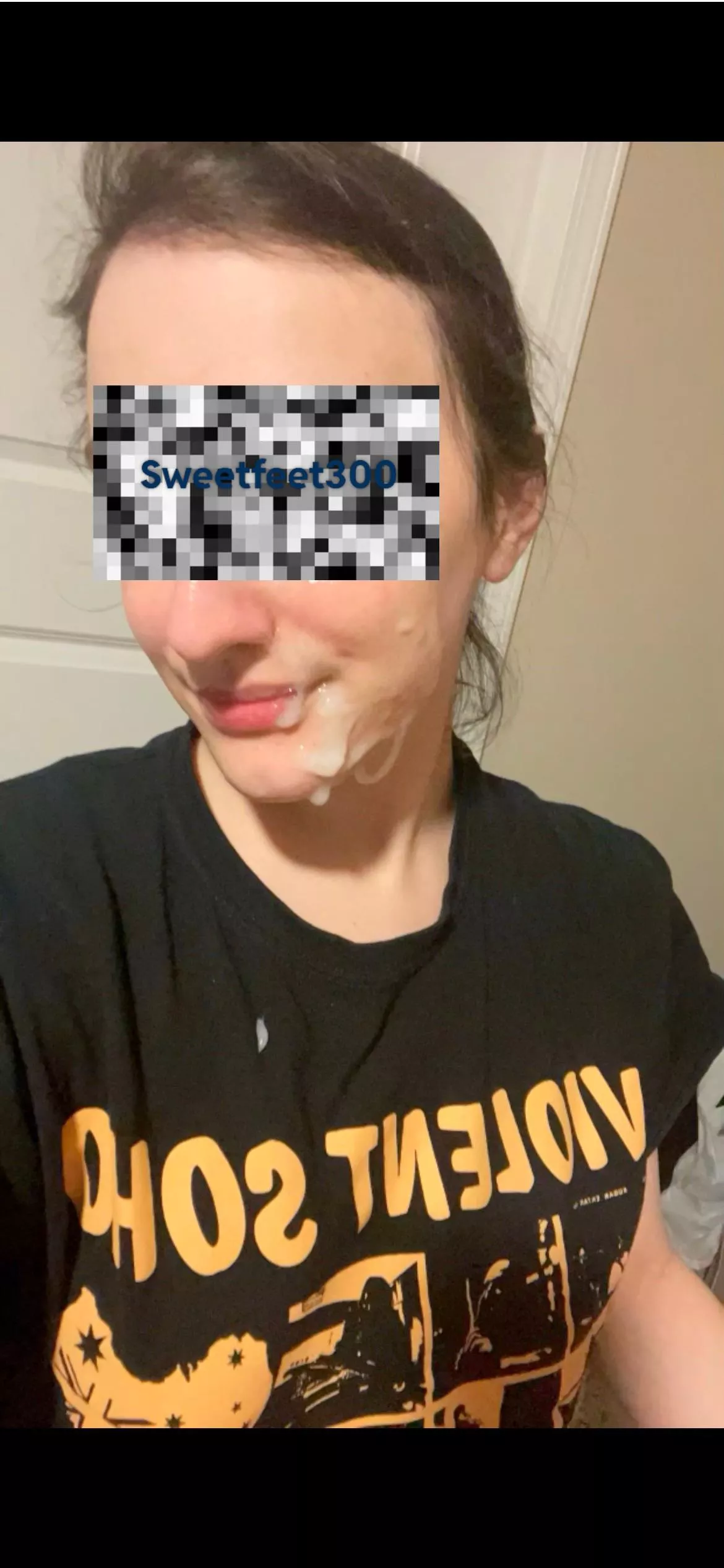 I need cum first thing in the morning posted by Sweetfeet300