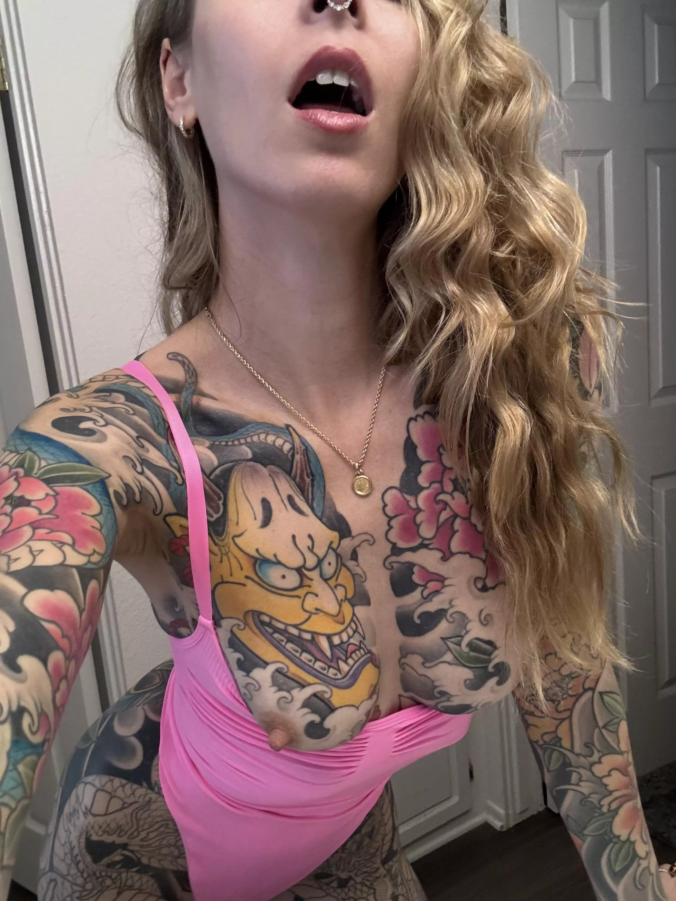 I want to be your crazy alt gf posted by kuzagirl