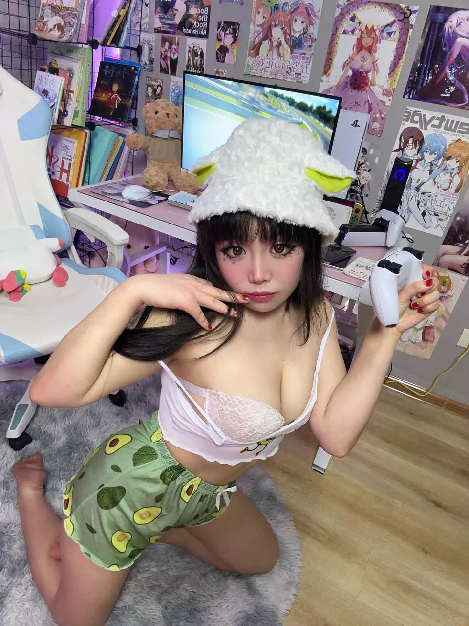 I want you to come over and play games with me posted by live_chick