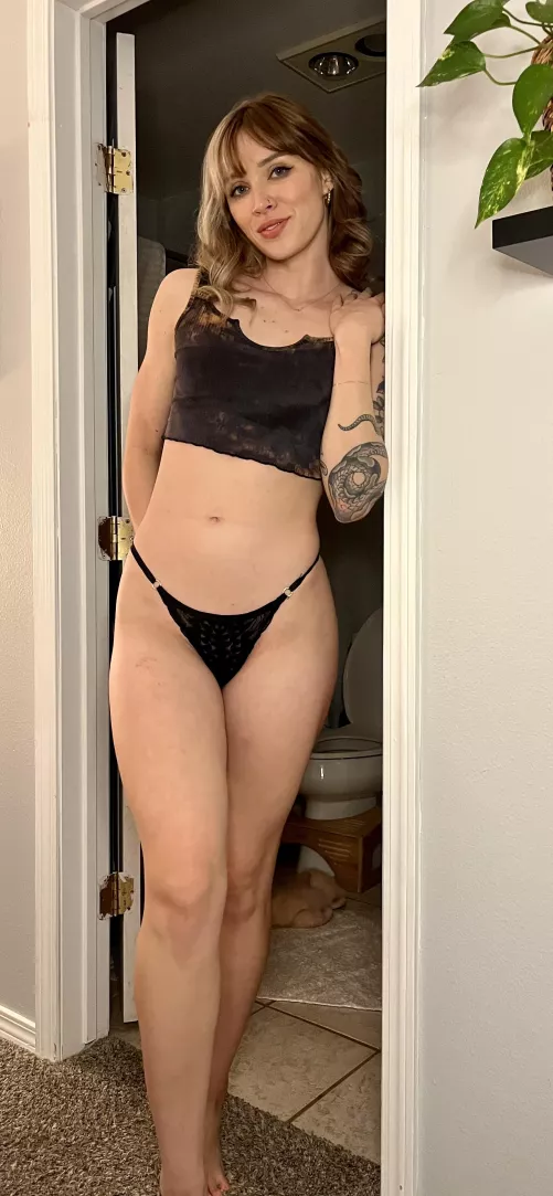 I want your kisses all over my tummy [IMG] by Brooke__bby