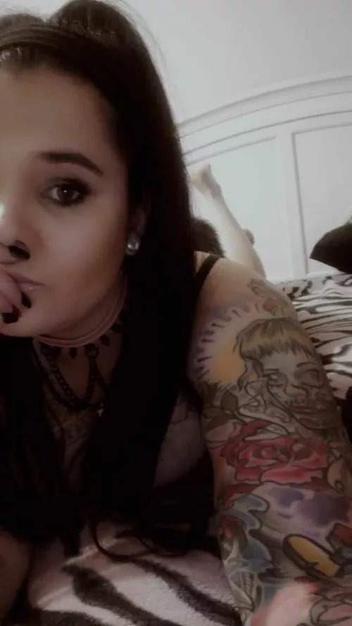 I'll be a good girl, I promise! by spookygothbae