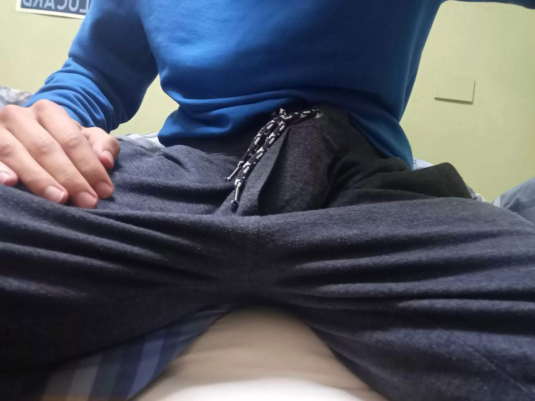 It's a Pringle can posted by UndyingSorcerer