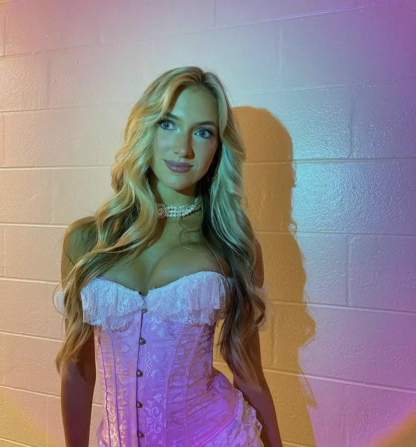 IUTR South Florida Girl posted by bitter_rice_king