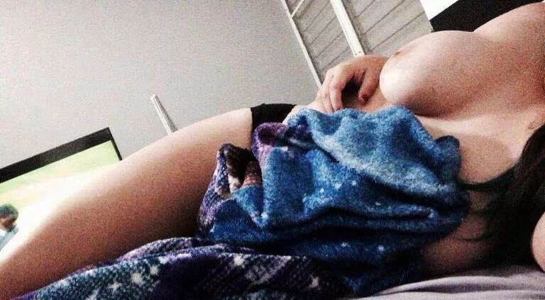 Just saying hi posted by am_i_a_goodgirl