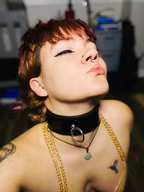 Kisses for me pls plss by bleachspoom