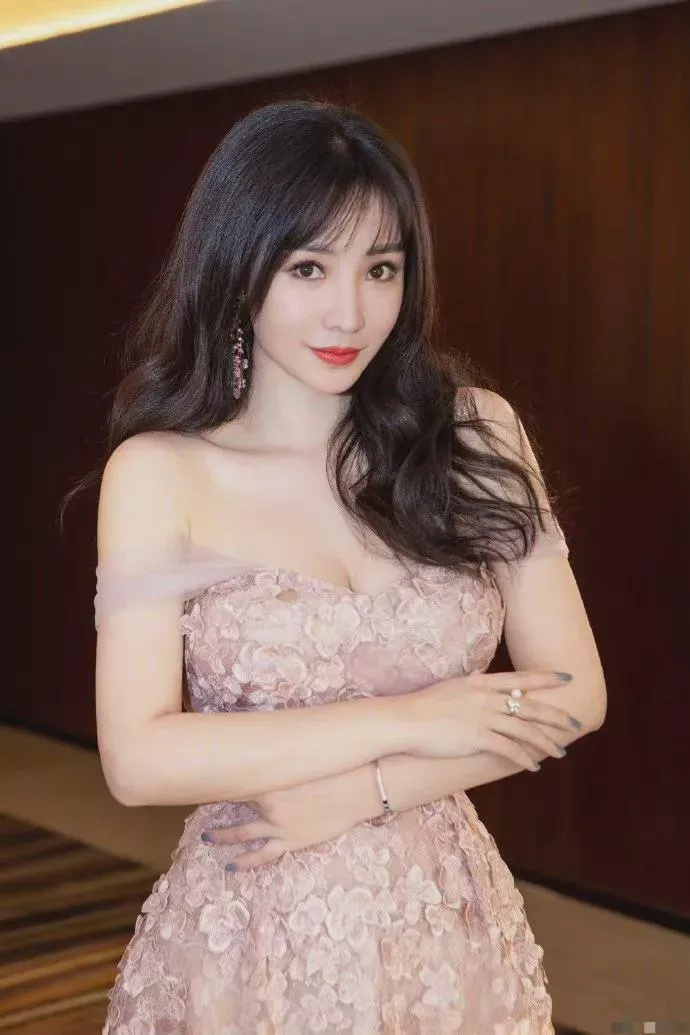Liu Yan posted by Live-Jellyfish-5917