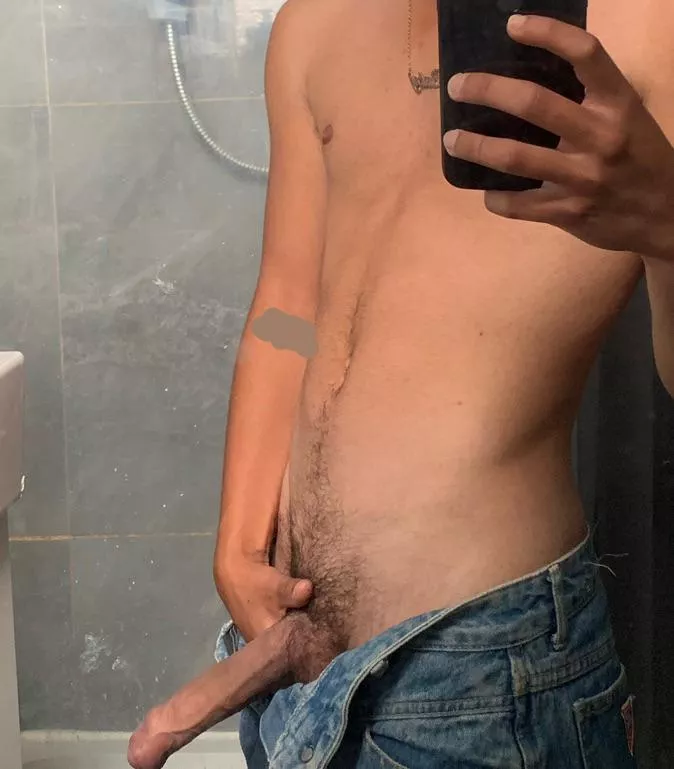 long n hard babyyy  posted by Unhappy-Resident4584