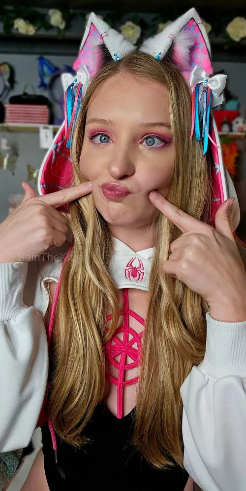 Master will you be silly with me? by rain18390