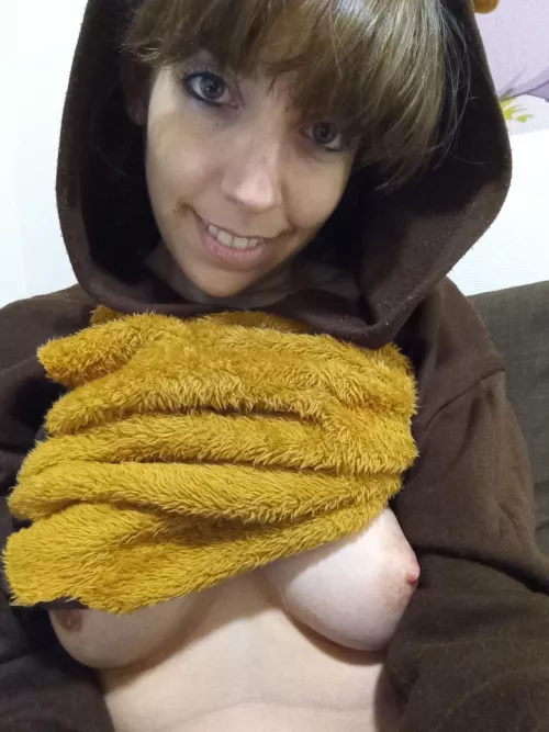 My smile and breasts will brighten up your day ;) by amy__chan