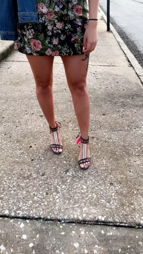 My woman easily has an advantage over yous. FML are her size 10s beautiful.  by Huffdizzle86