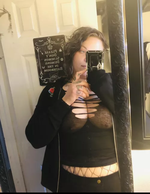 Off to take some deliveries 😏 by ThrashhTrashh