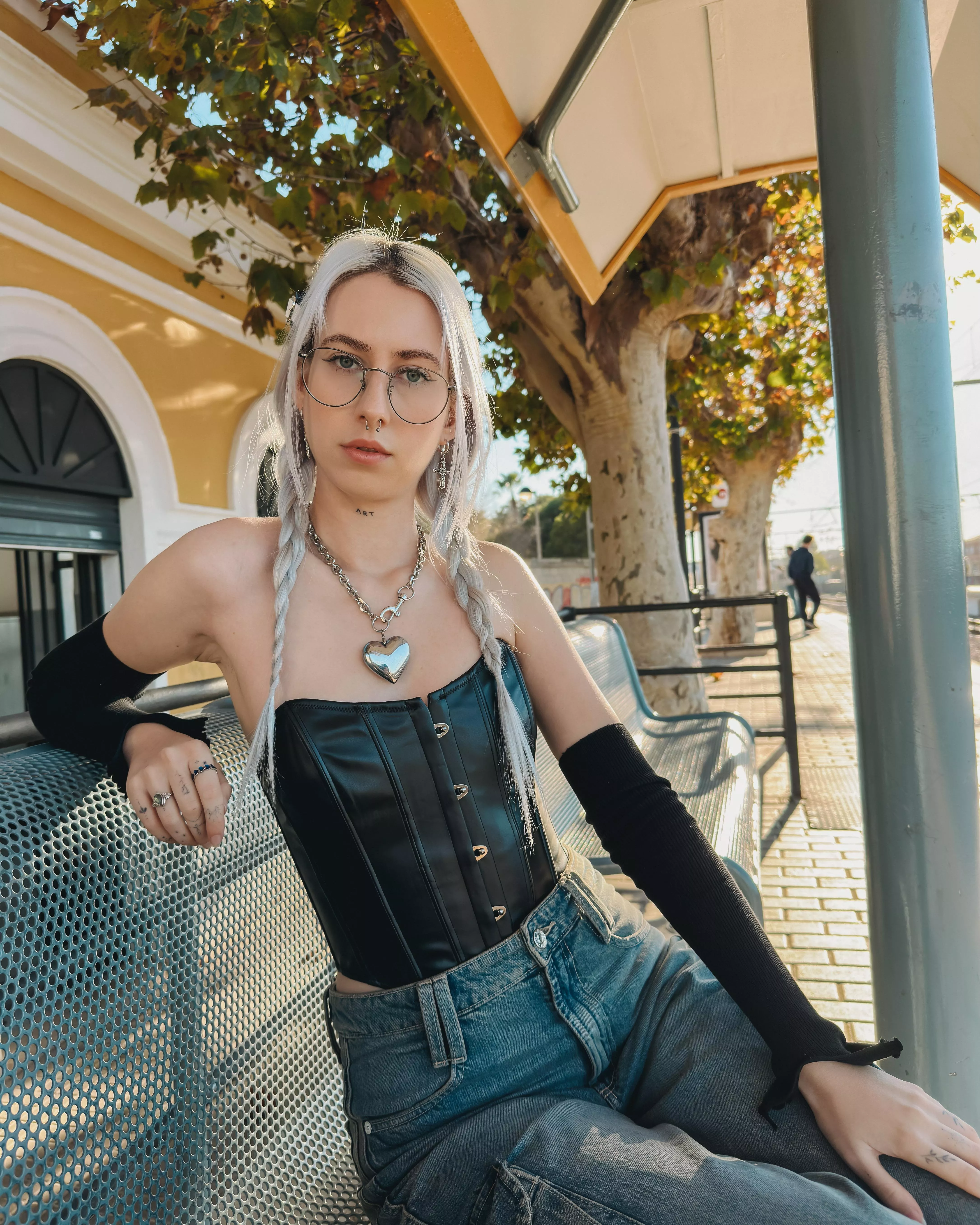 Say hi if you’re into leather 🖤 posted by RileyBi69