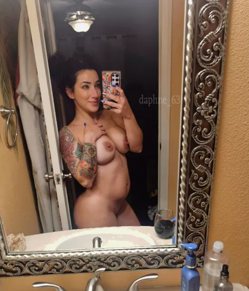 Tell me what you think about my tatted mom bod by daphne_63