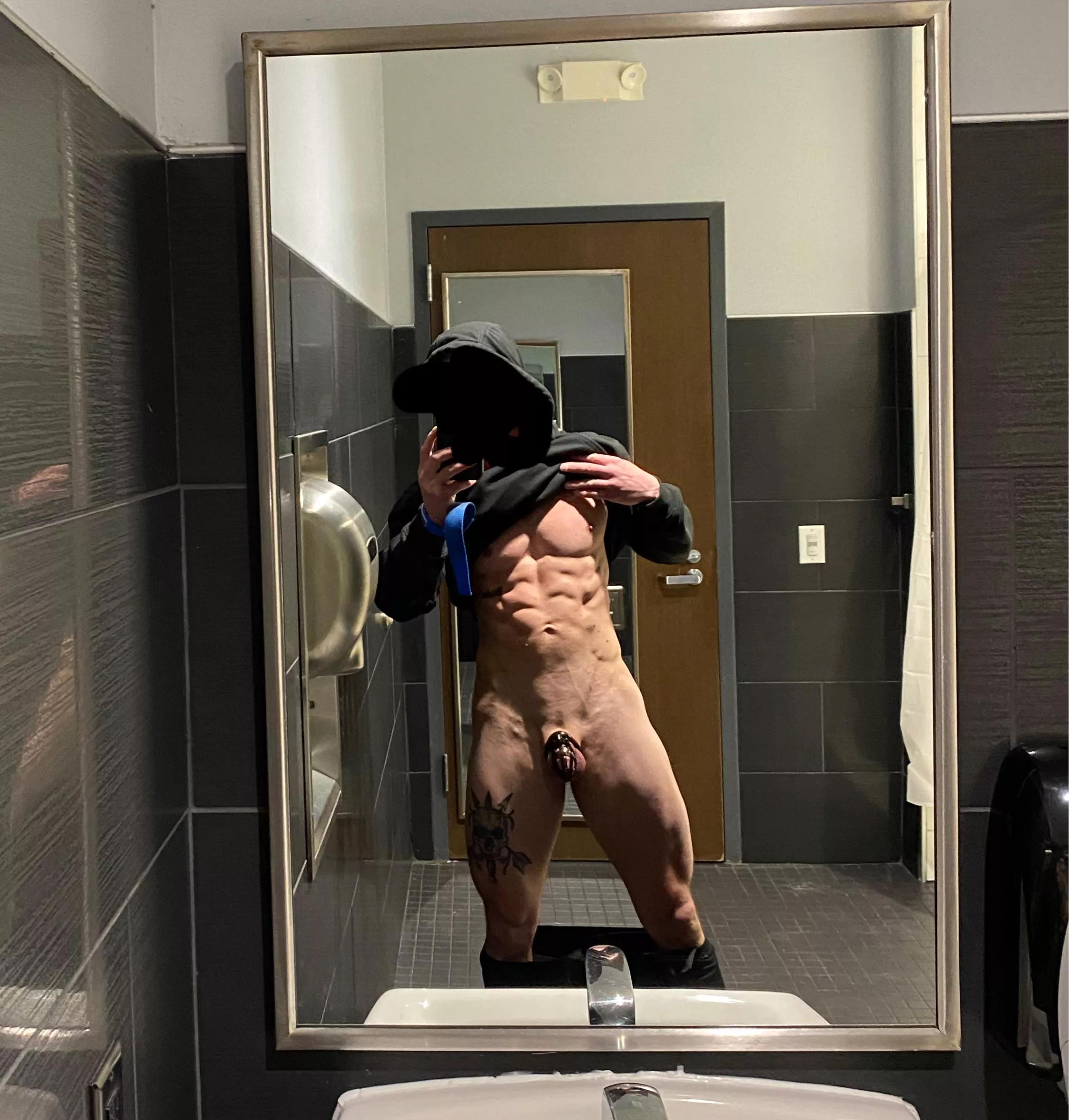 Think anyone at the gym knows I'm a cuck? posted by biguy890890