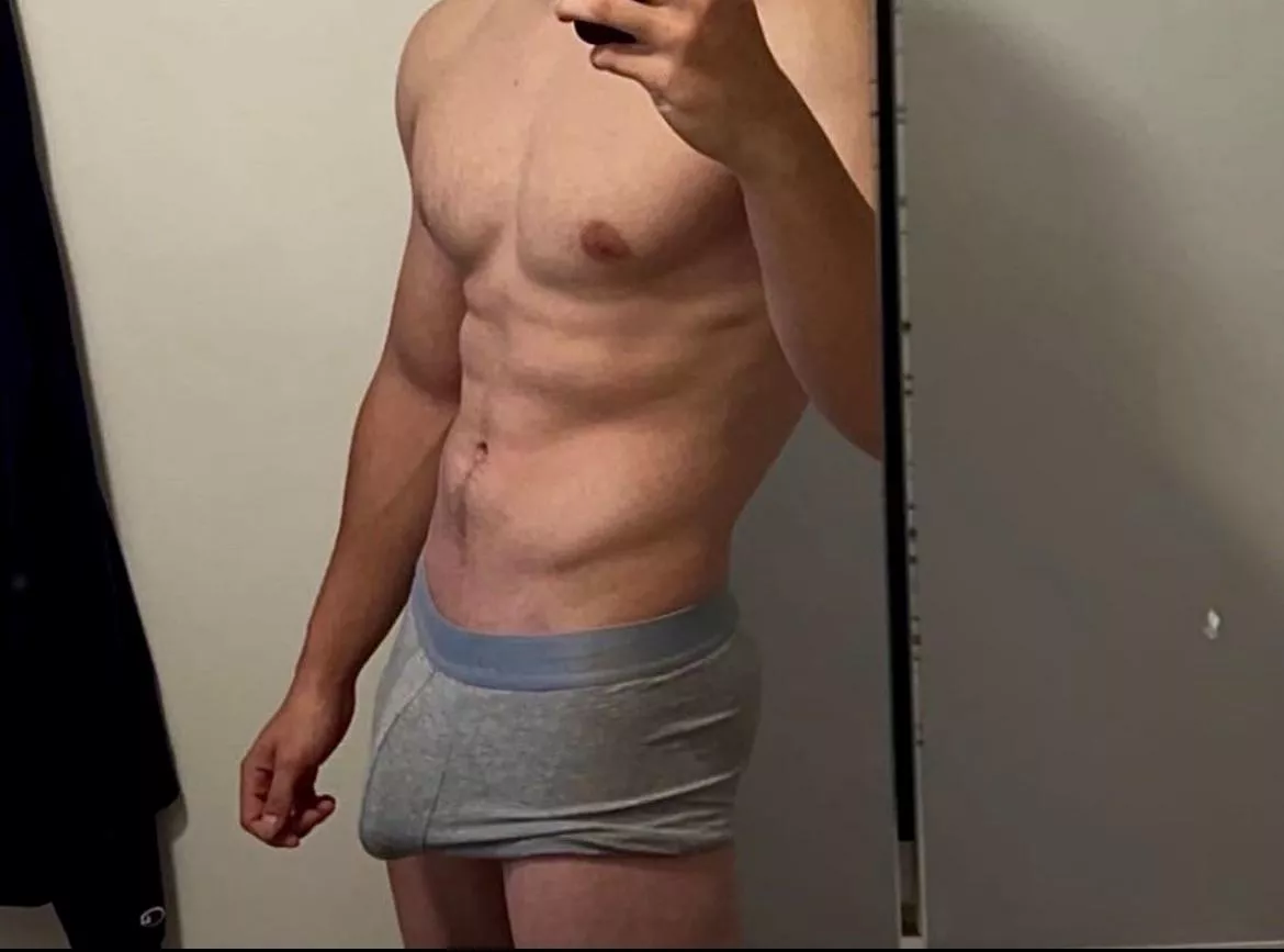 Think anyone noticed at the gym? posted by adonisasr