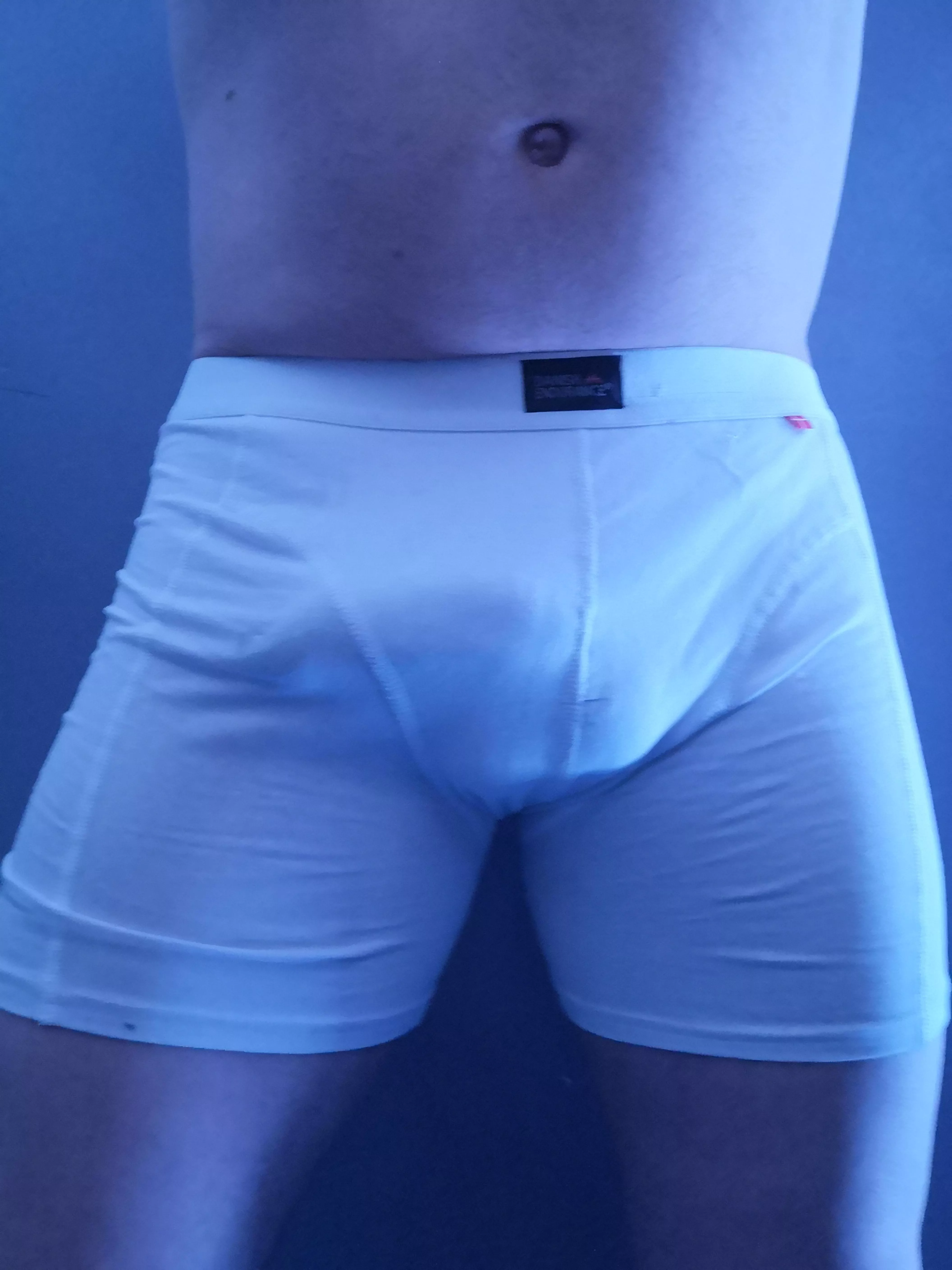 This morning throbbing posted by Sensualbear88