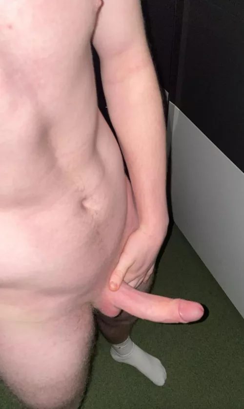 we r roommates what would u do? by BWC_t