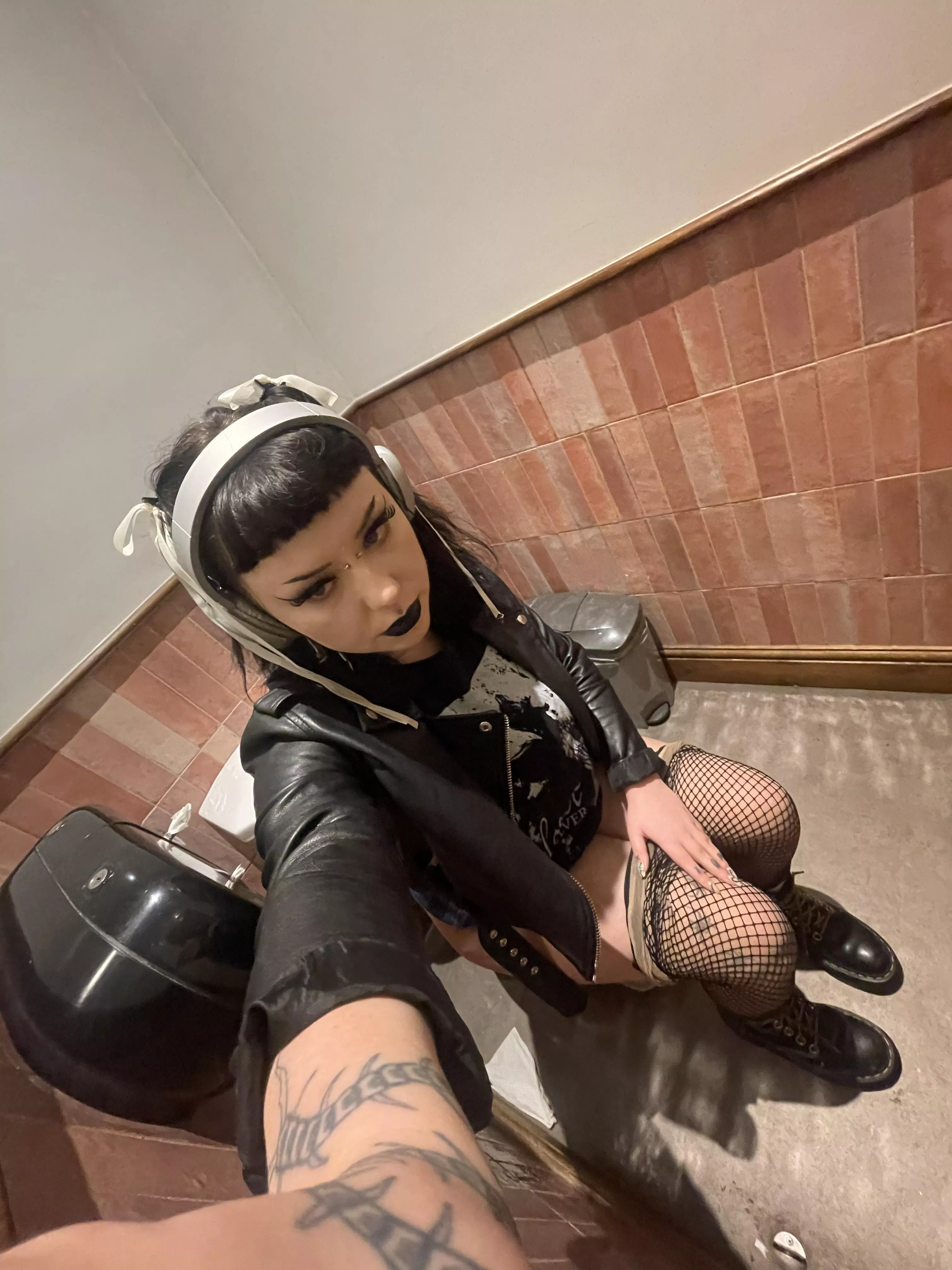 Went to go see sanguisugabogg and suffocation the other day posted by _grapfruit