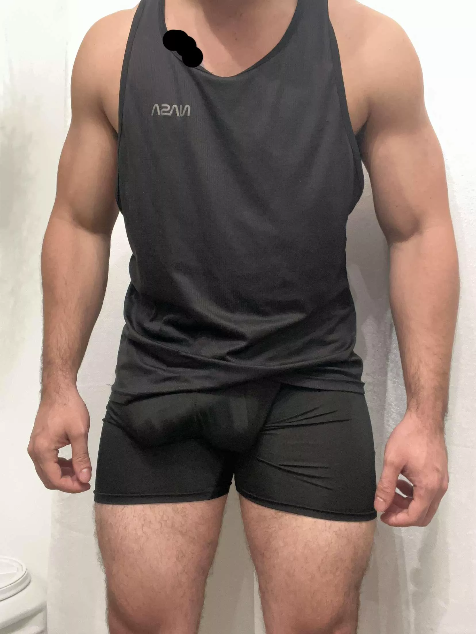 What you looking at?  posted by MacetonPr