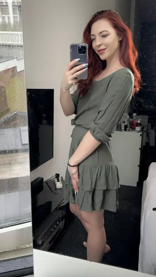 would you believe it if you would see me at the reception? by BinderGang