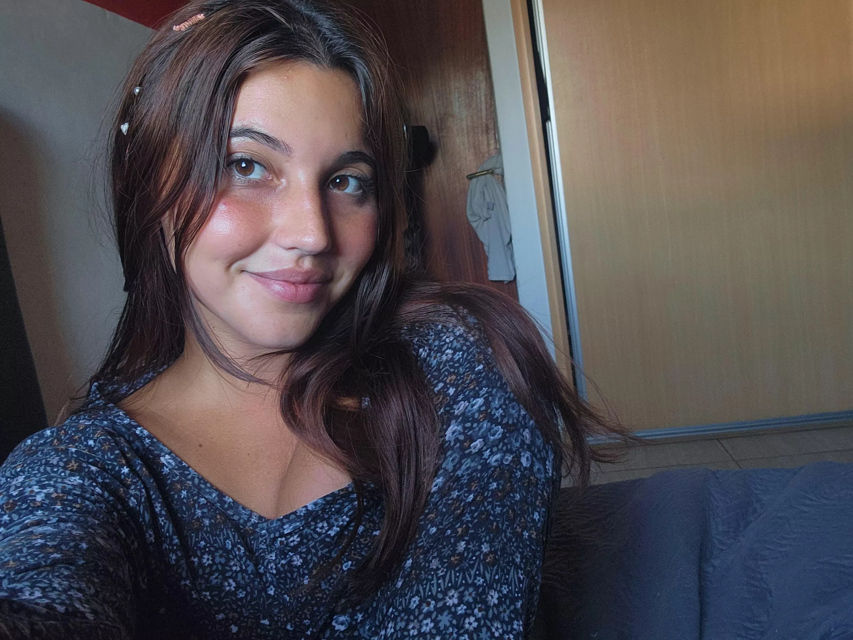 Would you marry a cutiepie that cooks for you? Make the best birria <3 posted by NaturalLevel8643