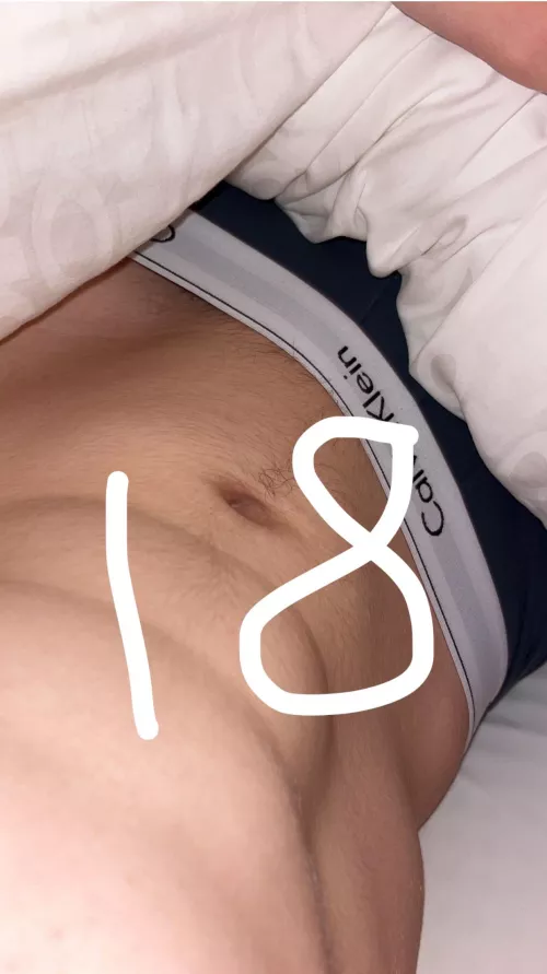 18 uk home from college lookin for mates / chats hmu if you’re down 🙏 by Uklad8