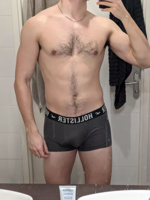 27 gym bro, fit or skinny dudes hmu SC : bifitbro24 by General_Economics199