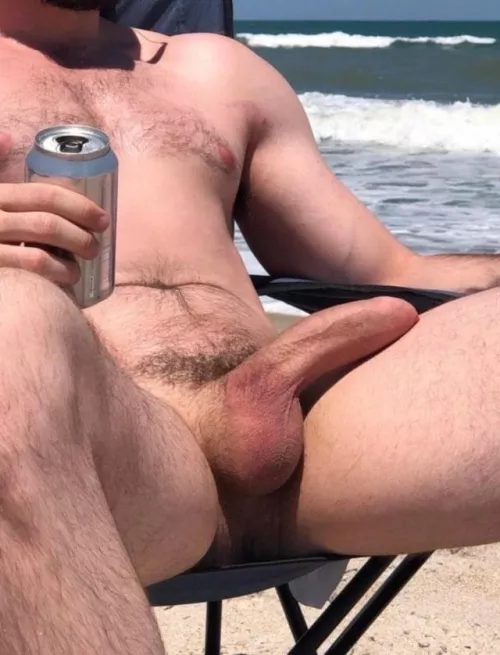 Beach bro day by p_dat1