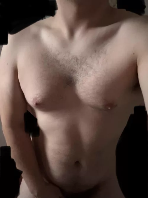 Beefy and/or Muscled bros add me @Noxa500 for trade or live by WavySpirals