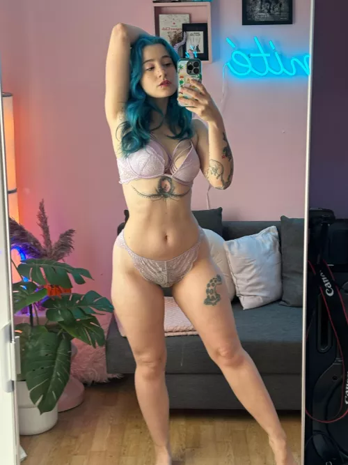 Been so long since anyone sniffed them  by Khalamite