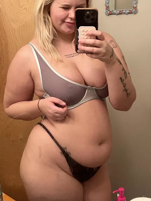 Can you guess how much I ate today? by wispy_girlwa