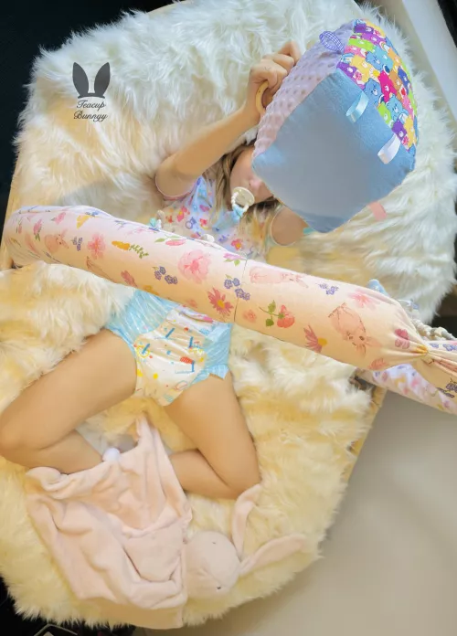 Dada’s soft little baby 🍼 by teacupbunnyy