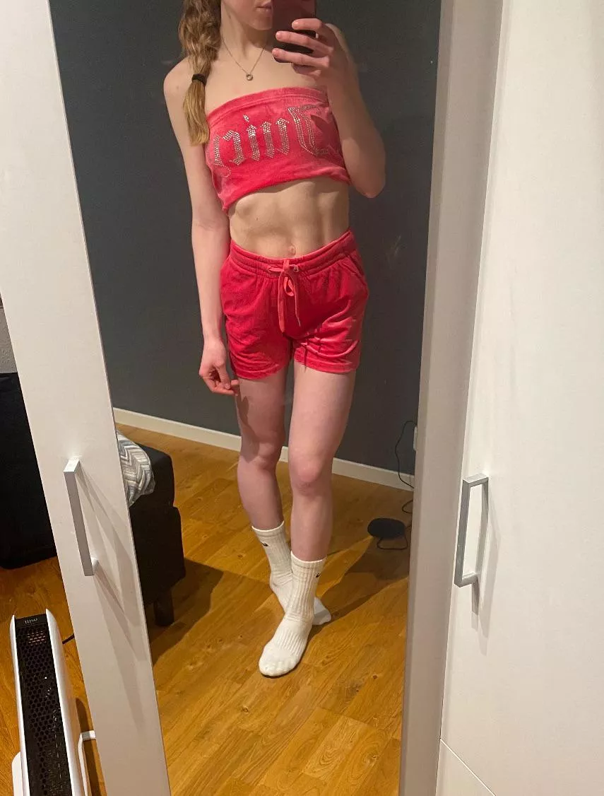 Do you like girls with abs? posted by LoviLana